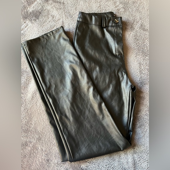 Wide leg faux leather pants, high rise - Picture 4 of 7